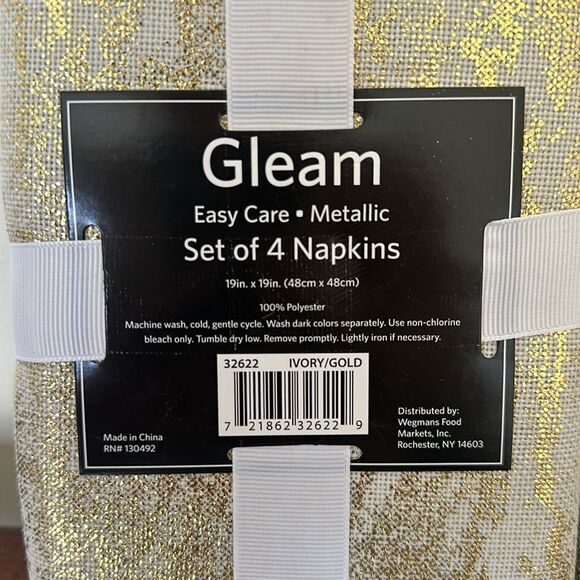 Wegmans Gleam Ivory Gold Metallic Holiday Set of 8 Napkins - Picture 2 of 3